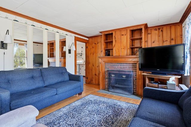21 Dodge Street, Rochester, NH 03867