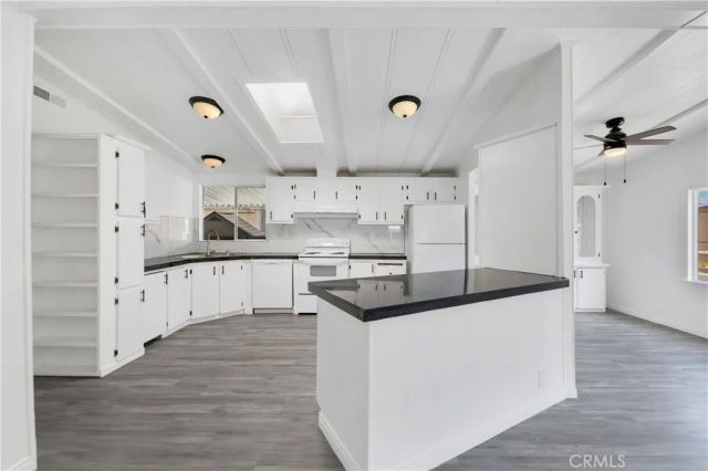 24425 Woolsey Canyon 160, West Hills, CA 91304