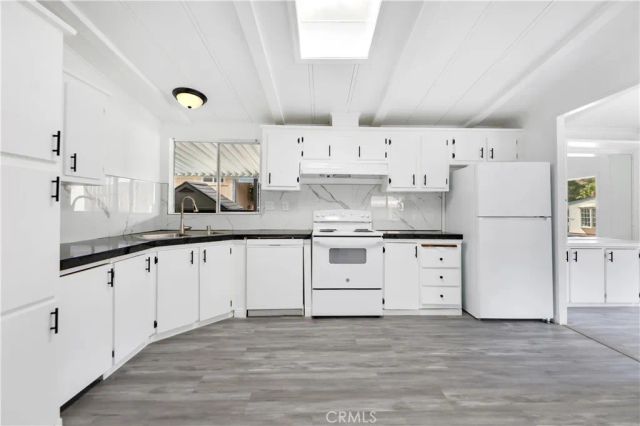 24425 Woolsey Canyon 160, West Hills, CA 91304