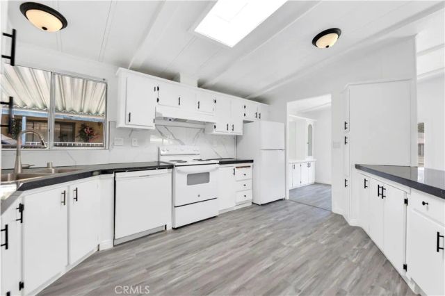 24425 Woolsey Canyon 160, West Hills, CA 91304