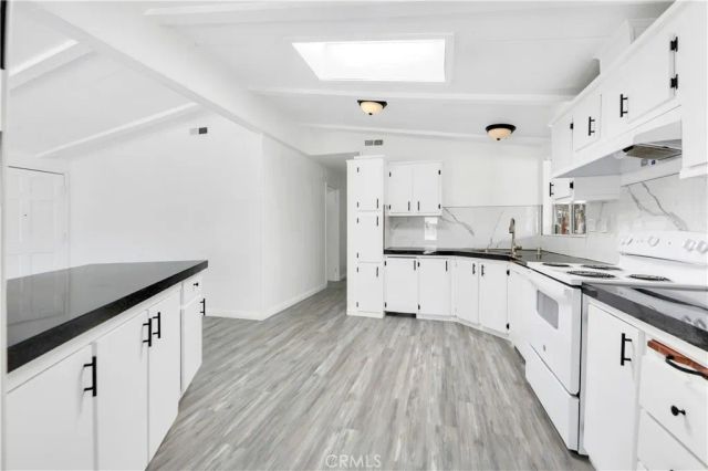 24425 Woolsey Canyon 160, West Hills, CA 91304