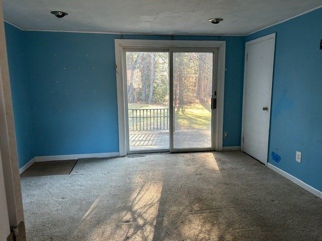 143 Plympton St, Middleboro, MA 02346