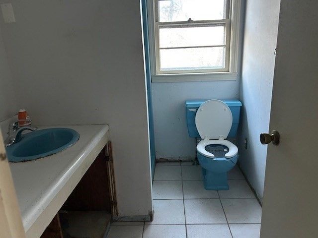 143 Plympton St, Middleboro, MA 02346
