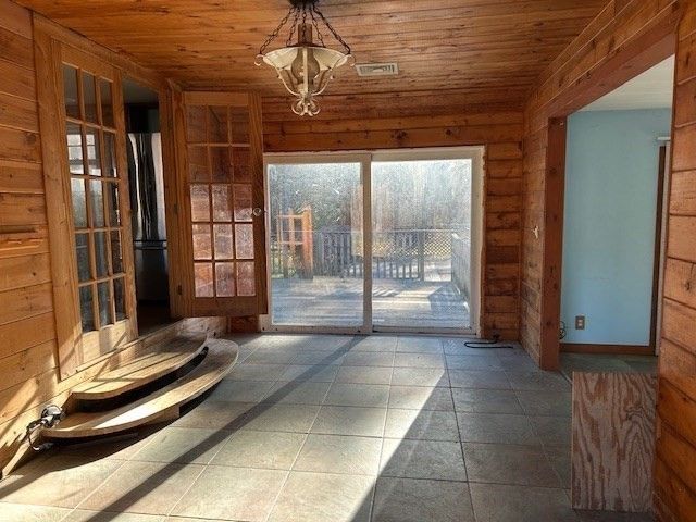 143 Plympton St, Middleboro, MA 02346