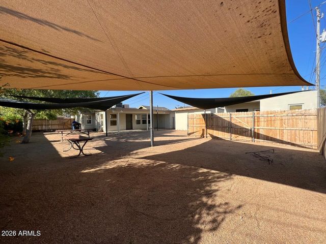 1613 W Mountain View Road A, Phoenix, AZ 85021
