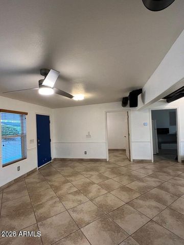 1613 W Mountain View Road A, Phoenix, AZ 85021