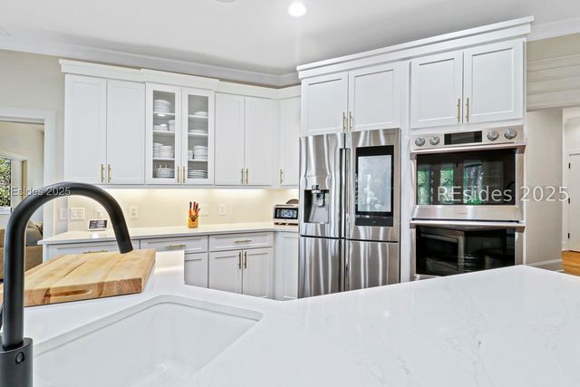 61 Manchester Ct, Bluffton, SC 29910