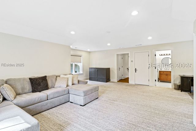 61 Manchester Ct, Bluffton, SC 29910