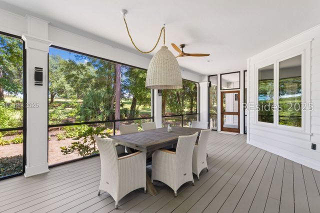 61 Manchester Ct, Bluffton, SC 29910