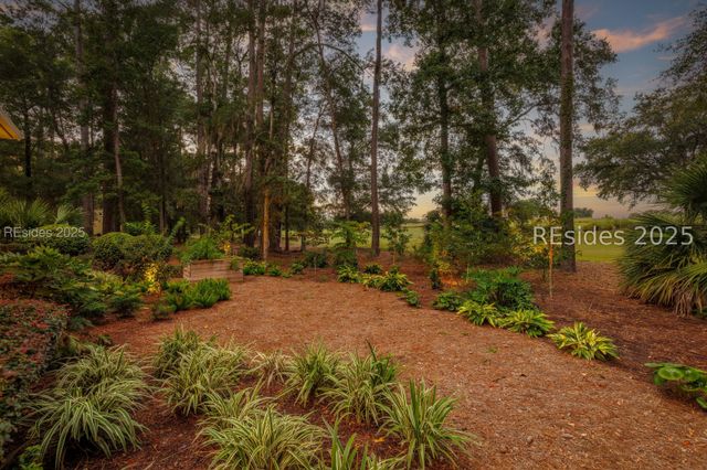 61 Manchester Ct, Bluffton, SC 29910