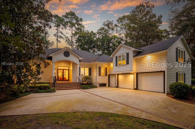 61 Manchester Ct, Bluffton, SC 29910