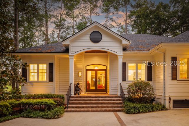 61 Manchester Ct, Bluffton, SC 29910