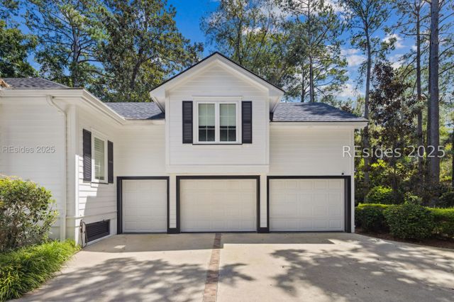 61 Manchester Ct, Bluffton, SC 29910