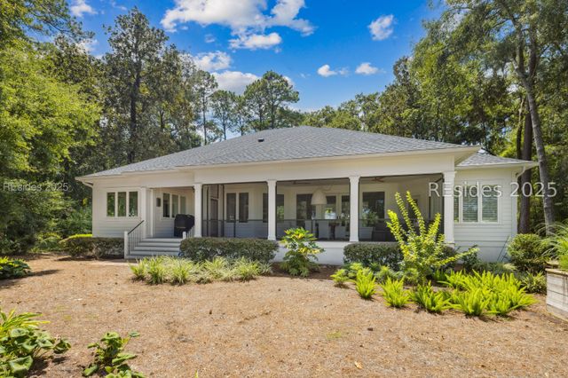 61 Manchester Ct, Bluffton, SC 29910