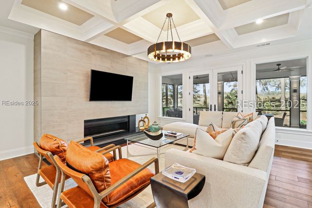 61 Manchester Ct, Bluffton, SC 29910