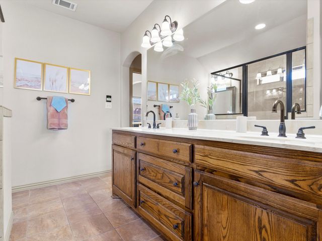 1311 Roe Helm Circle, Rhome, TX 76078