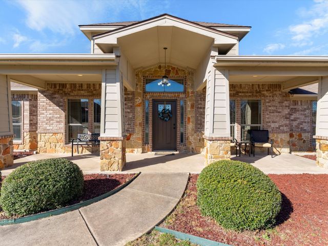 1311 Roe Helm Circle, Rhome, TX 76078