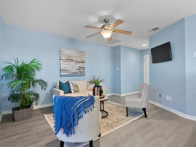 1311 Roe Helm Circle, Rhome, TX 76078