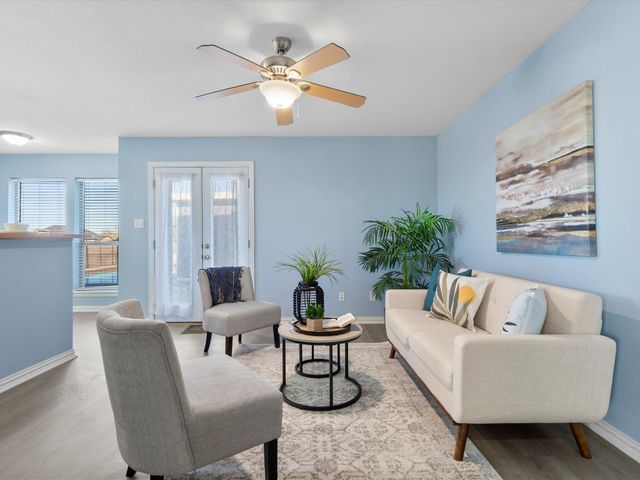 1311 Roe Helm Circle, Rhome, TX 76078