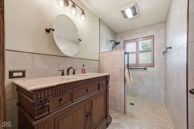 6832 Sheridan Street, Anderson, IN 46013