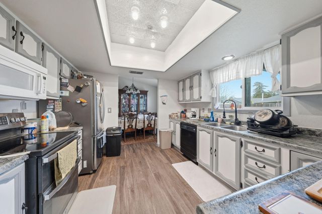 1354 Harpole Road, Redding, CA 96002