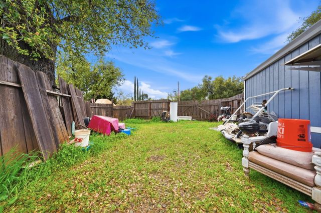 1354 Harpole Road, Redding, CA 96002