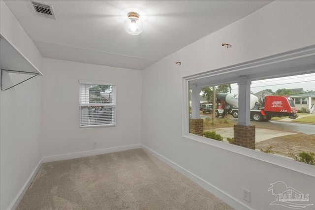 1300 E Fisher St, Pensacola, FL 32503