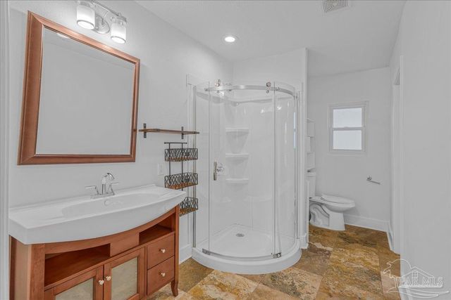 1300 E Fisher St, Pensacola, FL 32503