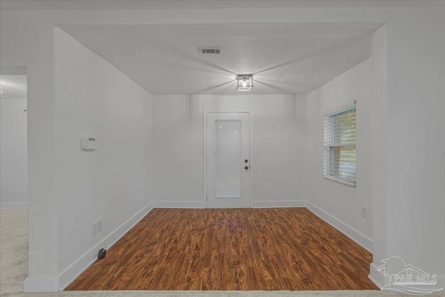 1300 E Fisher St, Pensacola, FL 32503