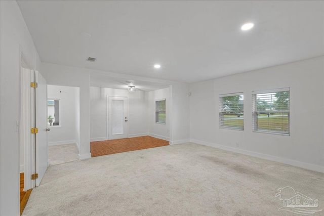 1300 E Fisher St, Pensacola, FL 32503