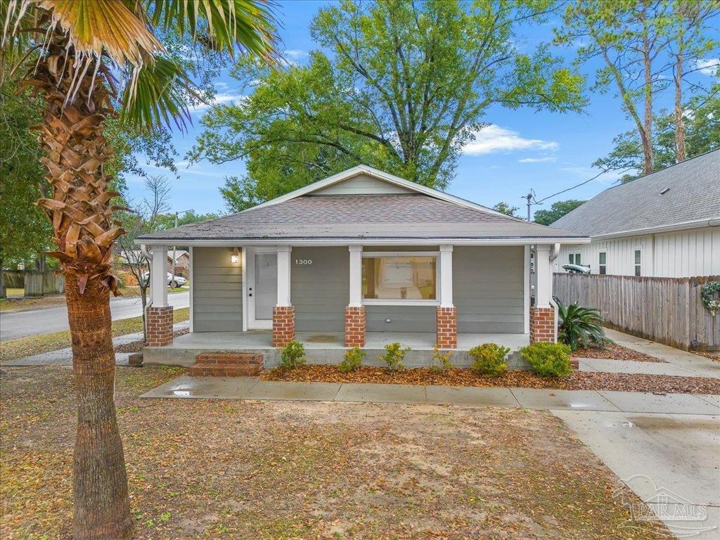 1300 E Fisher St, Pensacola, FL 32503