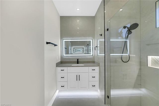 106 Hamilton AVE, Lehigh Acres, FL 33936