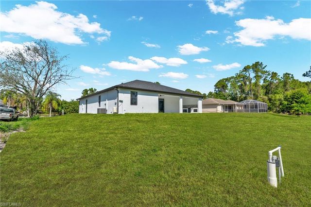 106 Hamilton AVE, Lehigh Acres, FL 33936