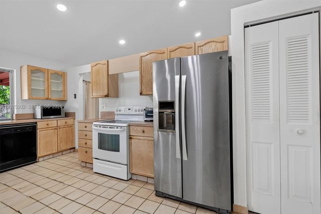 10311 SW 132nd Avenue, Miami, FL 33186