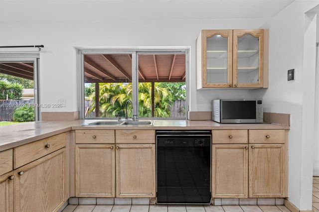 10311 SW 132nd Avenue, Miami, FL 33186