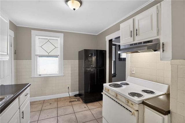 3721 Agnes Avenue, Kansas City, MO 64128