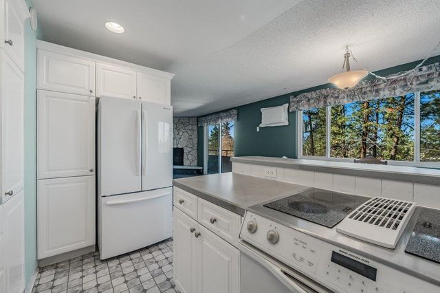 1002 W 7th Ave, Spokane, WA 99204