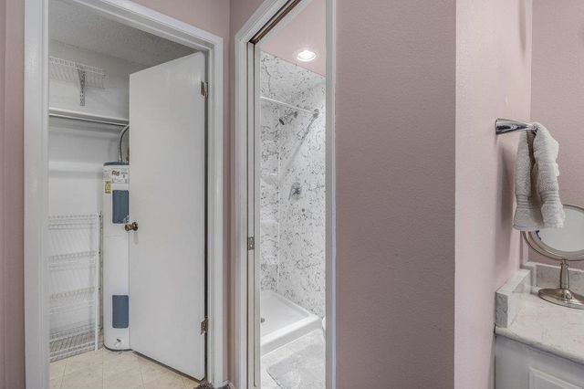 1002 W 7th Ave, Spokane, WA 99204