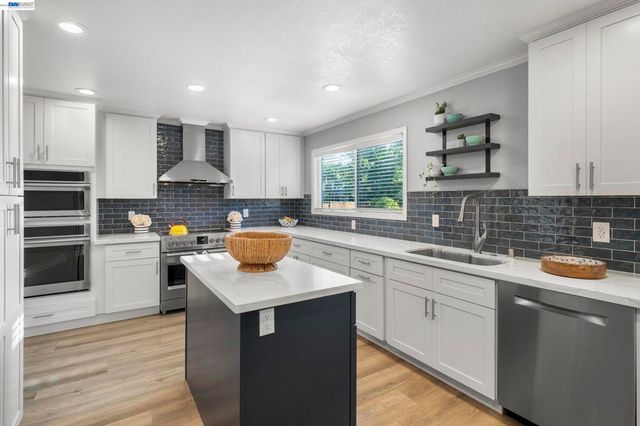 3668 Chelsea Ct, Pleasanton, CA 94588