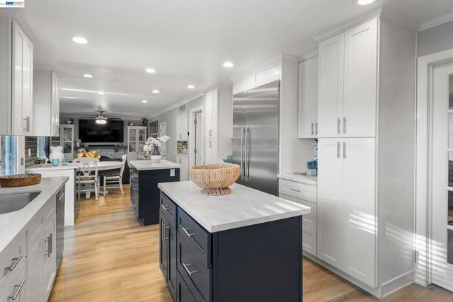 3668 Chelsea Ct, Pleasanton, CA 94588
