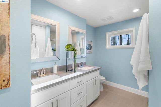 3668 Chelsea Ct, Pleasanton, CA 94588