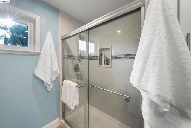 3668 Chelsea Ct, Pleasanton, CA 94588