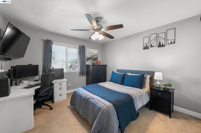 3668 Chelsea Ct, Pleasanton, CA 94588
