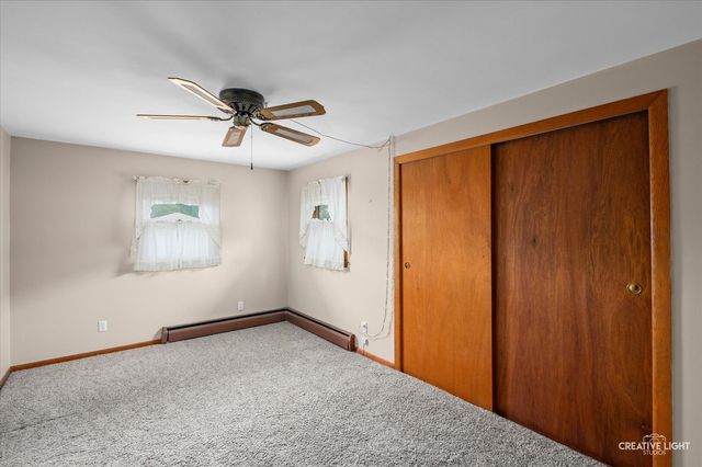 92 Maple Street, Sugar Grove, IL 60554