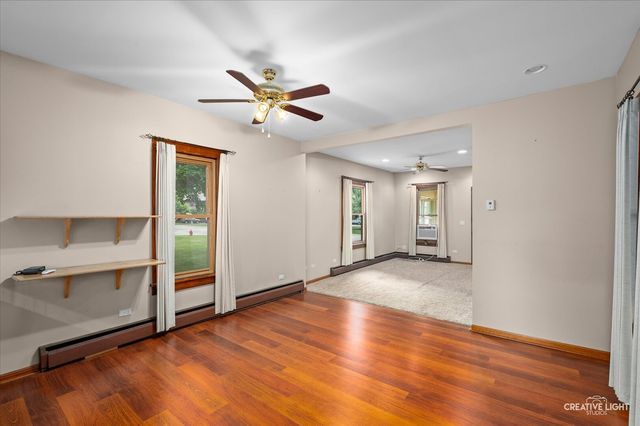 92 Maple Street, Sugar Grove, IL 60554