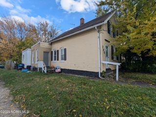 205 Courtland Avenue, Toledo, OH 43609