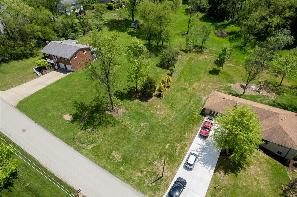 109 Valley View Drive, Peters Twp, PA 15367