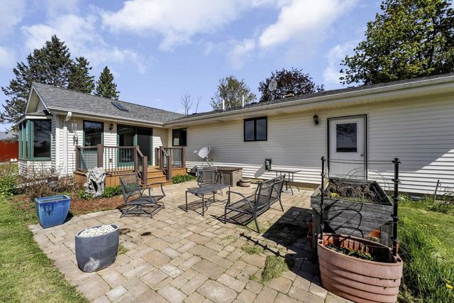 21301 6 Mile ROAD, Franksville, WI 53126