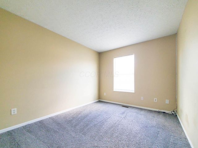 6140 Georges Park Drive, 8C, Canal Winchester, OH 43110