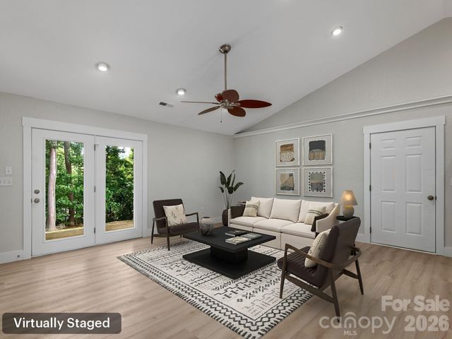 7 Mcgee Ridge Road, Fairview, NC 28730